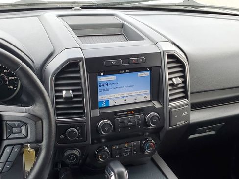Used 2019 Ford F150 XLT w/ Equipment Group 302A Luxury AWD/4WD image 30
