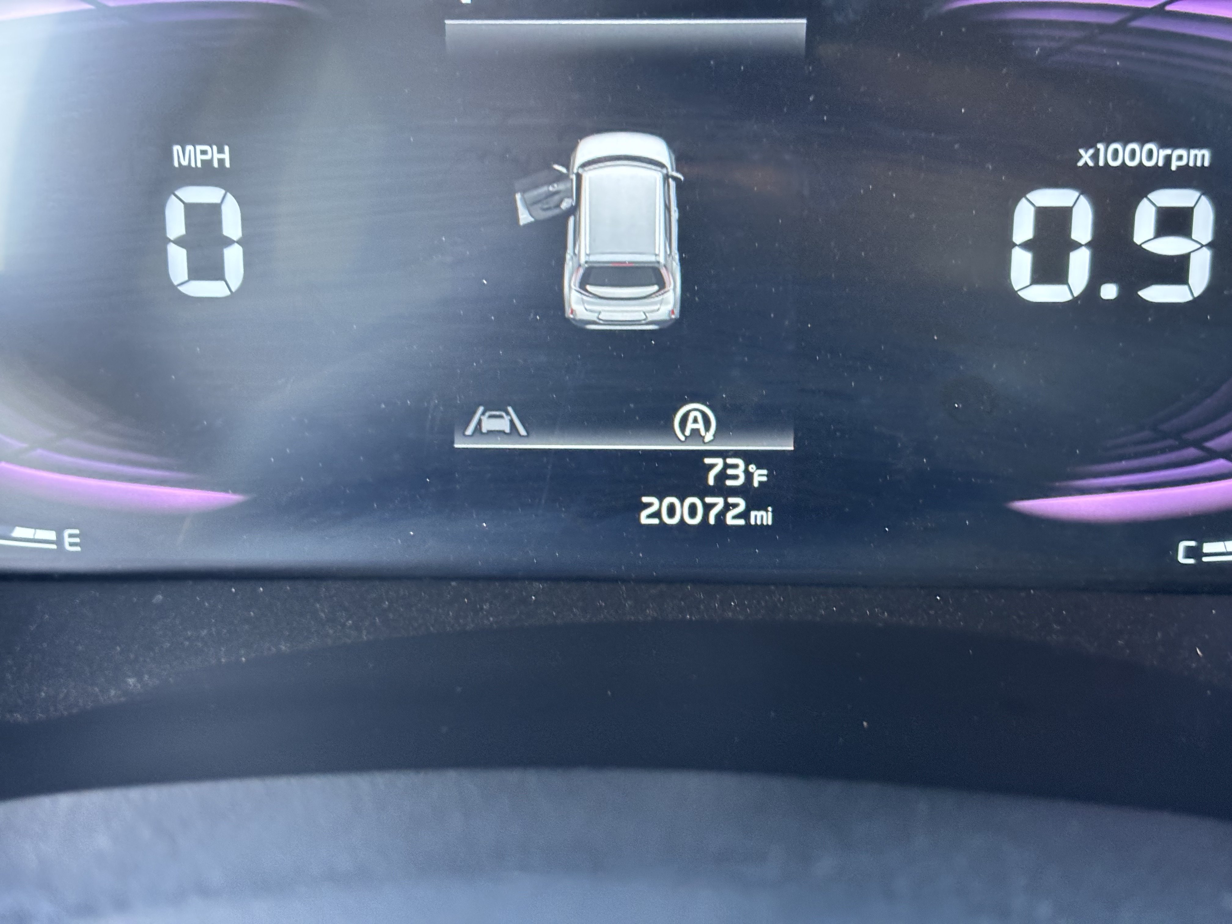 Certified 2025 Kia Soul LX w/ LX Technology Package FWD image 28