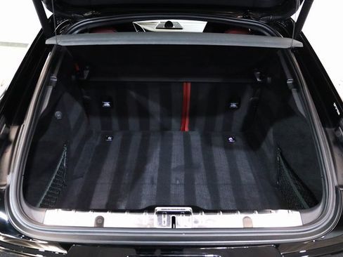 Used 2018 Porsche Panamera 4S image 31