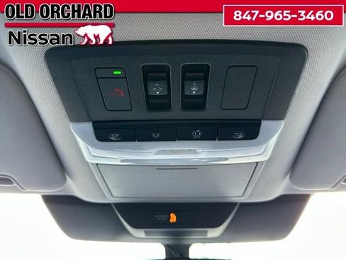 Used 2022 Nissan Pathfinder Platinum w/ Cargo Package AWD/4WD image 17