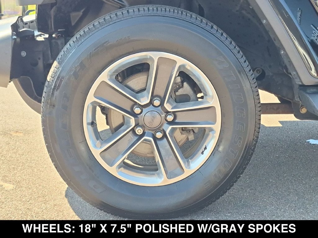 Used 2018 Jeep Wrangler Unlimited Sahara AWD/4WD image 17
