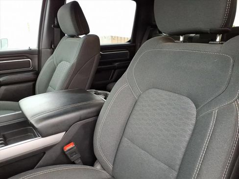 Certified 2025 RAM 1500 Big Horn AWD/4WD image 9