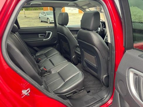 Used 2017 Land Rover Discovery Sport HSE image 11
