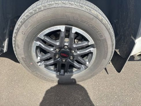 Used 2022 Toyota Tundra SR5 w/ SR5 Premium Package image 11