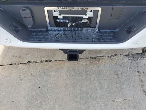 New 2026 GMC Canyon AT4 AWD/4WD image 9