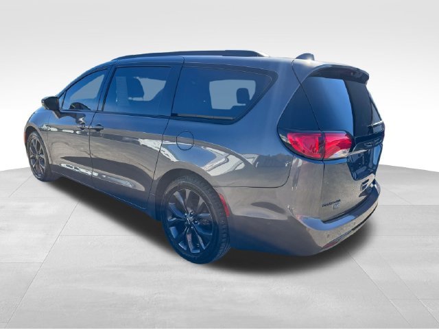 Used 2020 Chrysler Pacifica Limited FWD image 19