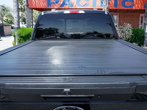 Used 2022 Ford F250 Lariat w/ Lariat Ultimate Package AWD/4WD image 9