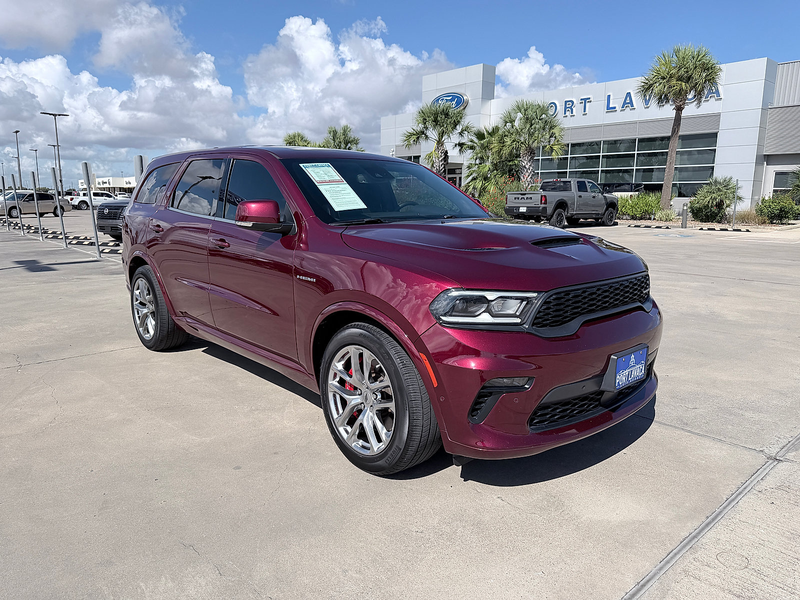 Used 2022 Dodge Durango R/T w/ Tow 'N Go Package AWD/4WD image 1