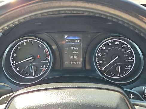 Used 2024 Toyota Camry SE FWD image 3