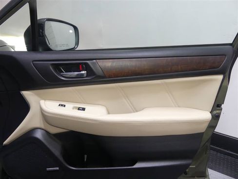 Used 2019 Subaru Outback 2.5i Limited w/ Popular Package #2 AWD/4WD image 19