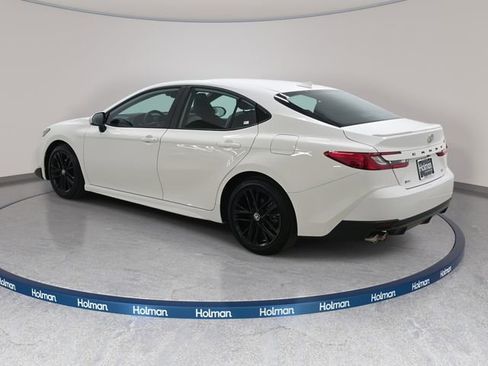 Certified 2025 Toyota Camry SE w/ Convenience Package image 8