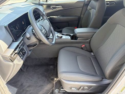 Used 2026 Kia Sportage S AWD/4WD image 9