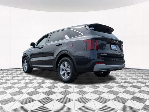 New 2026 Kia Sorento LX FWD image 13
