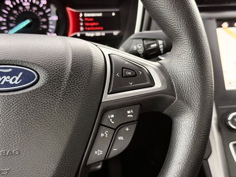 Used 2019 Ford Fusion SE FWD image 28