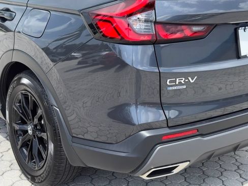 Used 2025 Honda CR-V Sport image 16