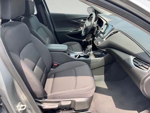 Used 2024 Chevrolet Malibu LT FWD image 25