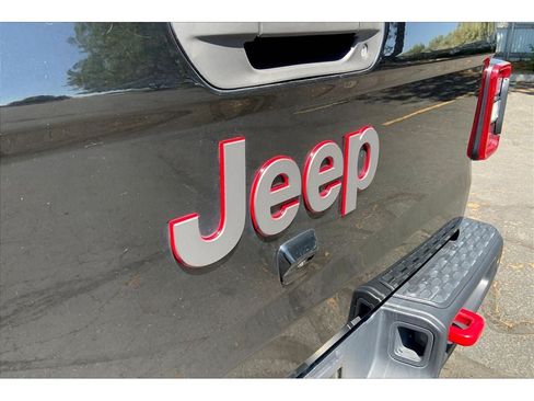 Used 2020 Jeep Gladiator Rubicon AWD/4WD image 30