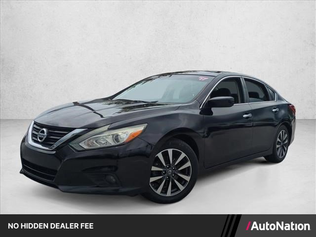Used 2017 Nissan Altima 2.5 SV FWD image 1