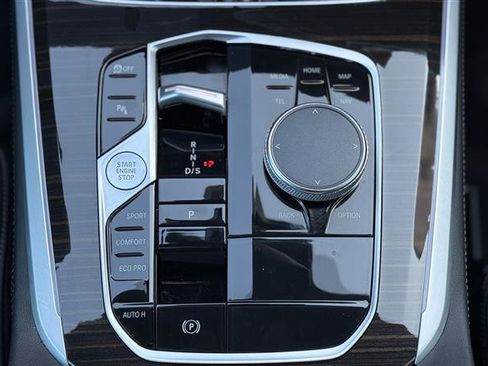 Used 2024 BMW X5 sDrive40i w/ Parking Assistance Package image 27