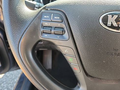 Used 2016 Kia Forte LX FWD image 23