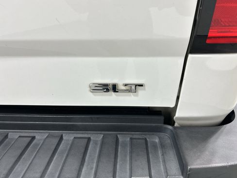 Used 2015 GMC Sierra 2500 SLT w/ Duramax Plus Package AWD/4WD image 47