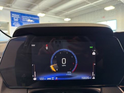 Used 2025 Chevrolet TrailBlazer LT AWD/4WD image 12