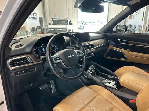 Used 2022 Kia Telluride SX w/ Nightfall Edition Package image 15