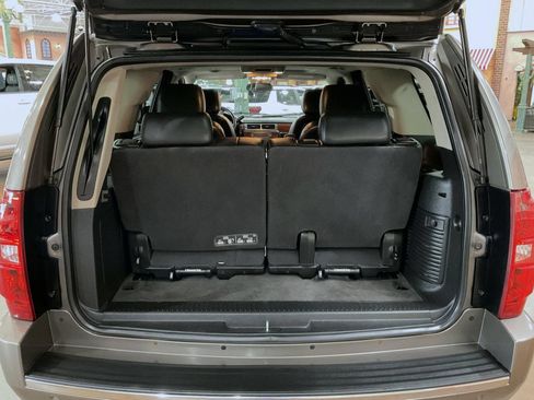 Used 2014 Chevrolet Tahoe LTZ AWD/4WD image 24