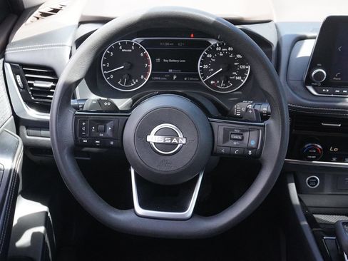 Used 2022 Nissan Rogue SV AWD/4WD image 36