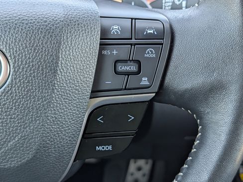 Used 2025 Toyota Camry SE w/ Convenience Package AWD/4WD image 30