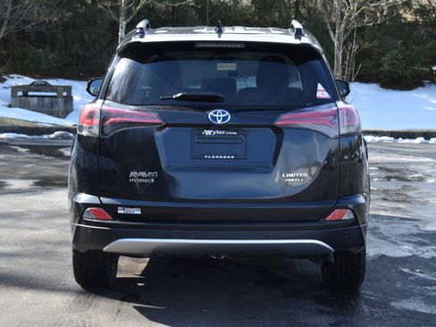 Used 2016 Toyota RAV4 Limited image 34