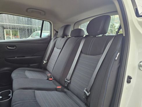 Used 2025 Nissan Leaf SV Plus FWD image 14