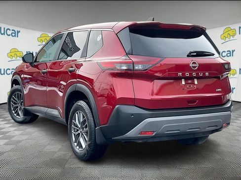 Certified 2023 Nissan Rogue S image 4