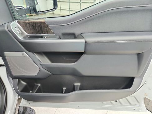 New 2026 Ford F250 Lariat image 41