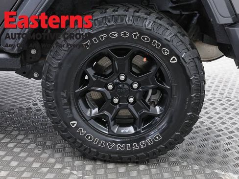 Used 2023 Jeep Wrangler Unlimited w/ Cold Weather Group AWD/4WD image 33