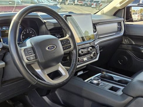 Certified 2024 Ford Expedition Max XLT image 12