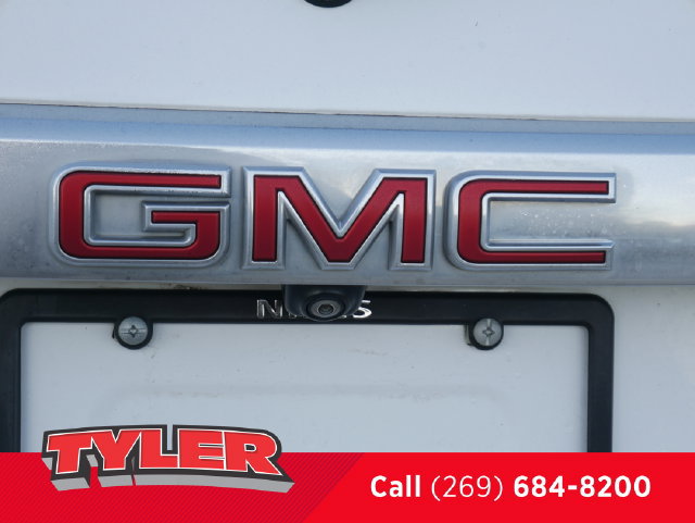 Used 2021 GMC Acadia SLT w/ Preferred Package FWD image 13