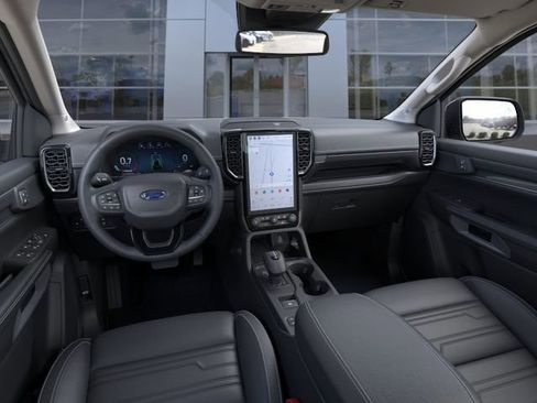 New 2026 Ford Ranger Lariat w/ Black Appearance Package AWD/4WD image 9