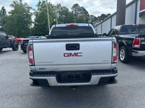 Used 2015 GMC Canyon SLE w/ SLE Convenience Package RWD image 12