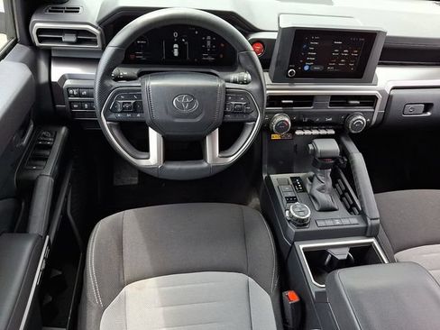 Used 2025 Toyota 4Runner TRD Off-Road AWD/4WD image 11