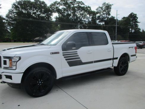Used 2019 Ford F150 XLT w/ Equipment Group 302A Luxury AWD/4WD image 24