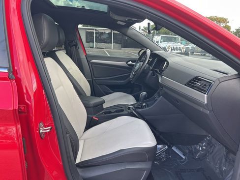 Used 2021 Volkswagen Jetta R-Line w/ R-Line Cold Weather Package image 24