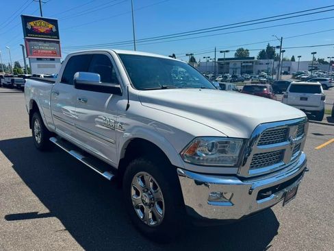 Used 2017 RAM 2500 Laramie w/ Protection Group AWD/4WD image 4