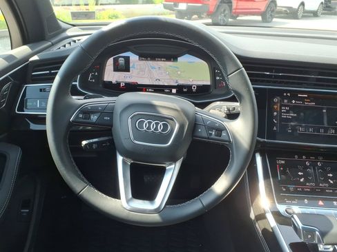 Used 2025 Audi Q7 3.0T Premium Plus w/ Premium Plus Package AWD/4WD image 12