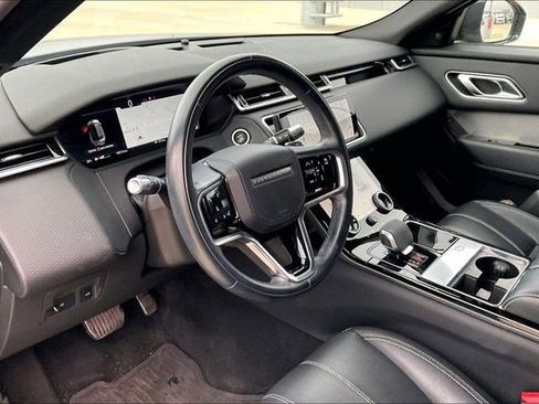 Used 2021 Land Rover Range Rover Velar R-Dynamic S image 7