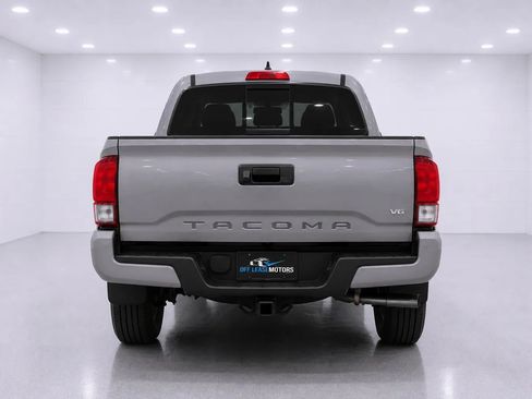 Used 2021 Toyota Tacoma SR5 w/ Trail Edition AWD/4WD image 4