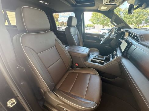Certified 2025 GMC Sierra 2500 Denali w/ Denali Reserve Package AWD/4WD image 29