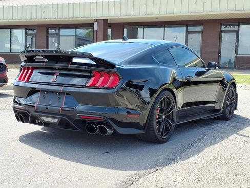 Used 2021 Ford Mustang Shelby GT500 w/ Technology Package RWD image 5