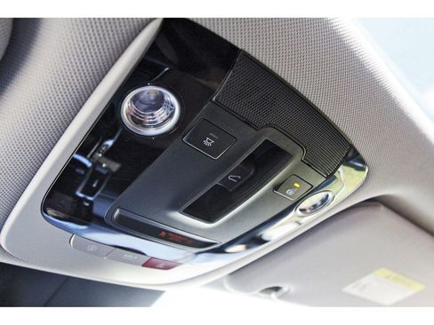 Used 2023 Kia Sorento SX Prestige image 27