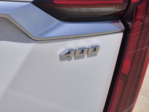 Used 2021 Cadillac XT6 Premium Luxury FWD image 8